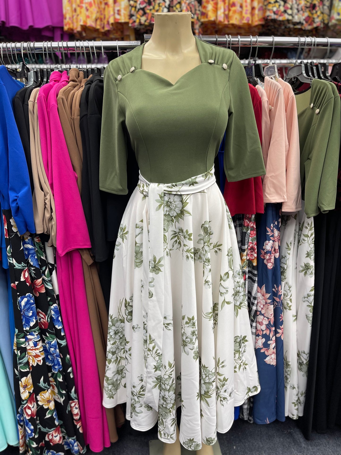 Sweetheart dress Sage