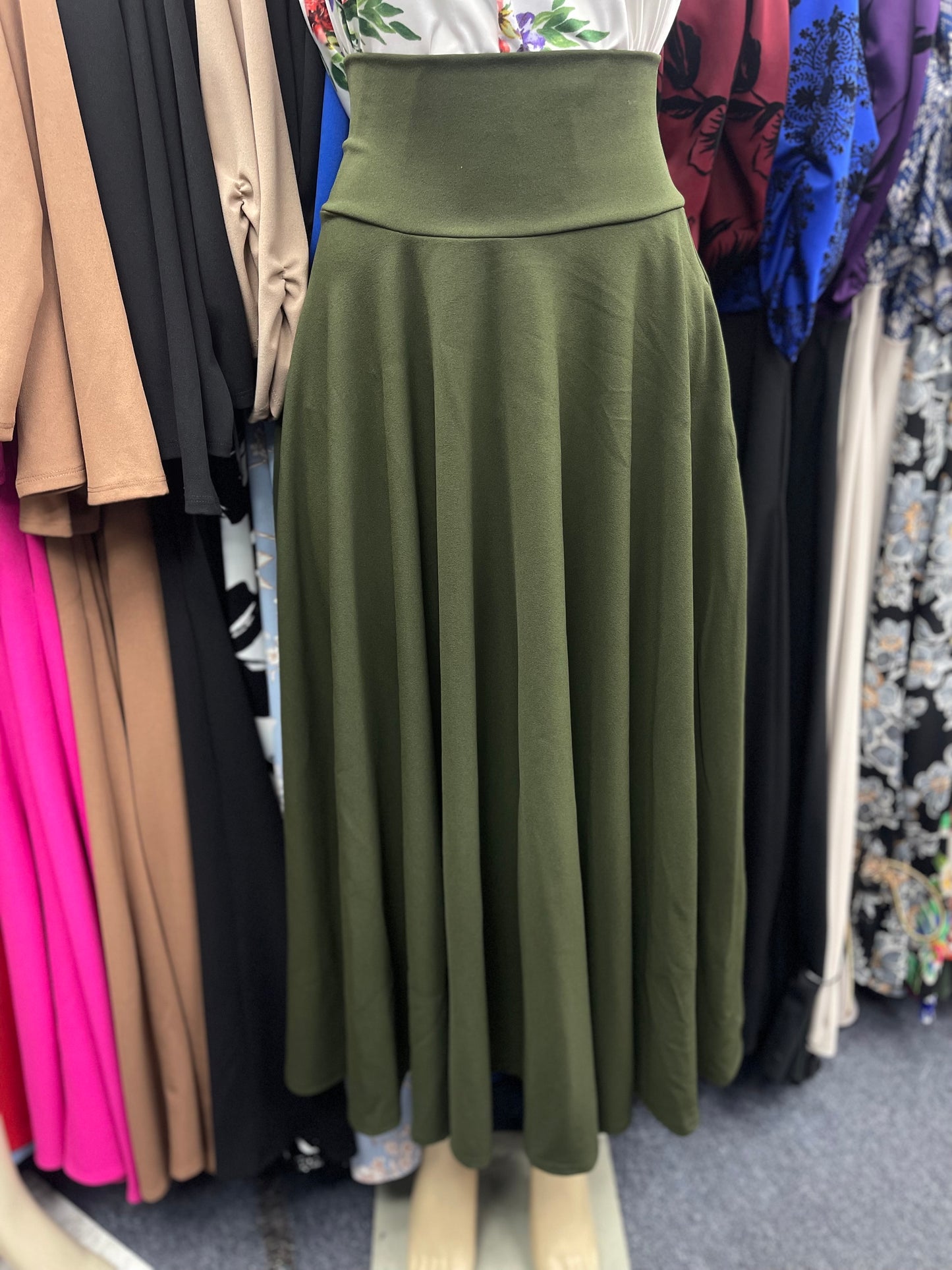 Nia skirt olive green