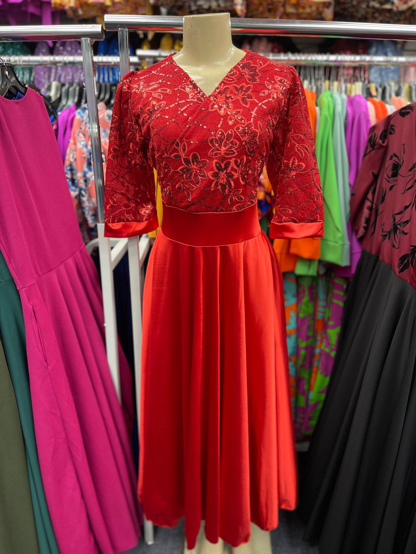 Alice Dress Red