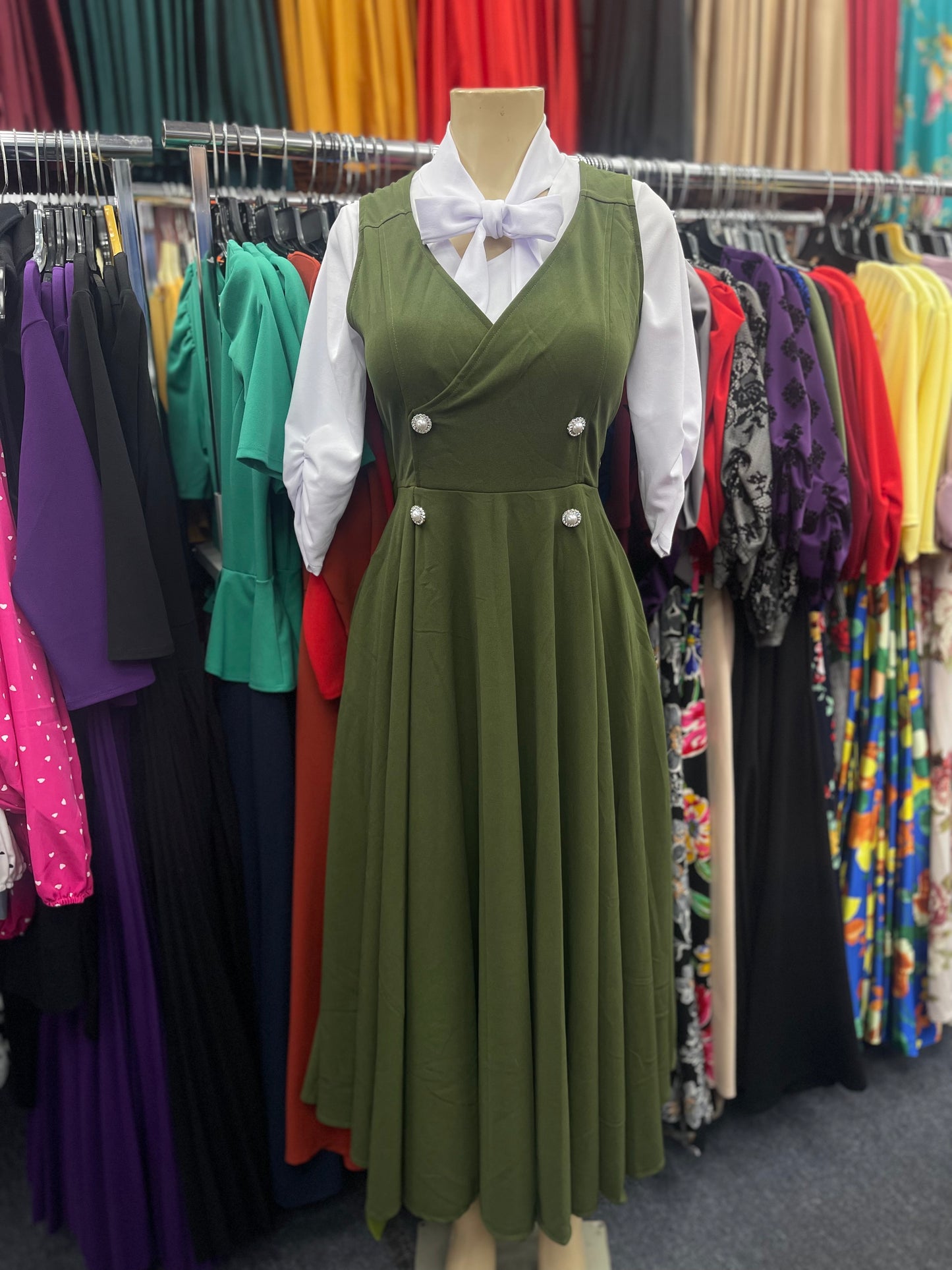 Amara Dress olive green
