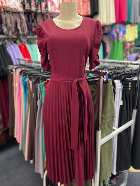 Olivia Pleated Dress Burgundy