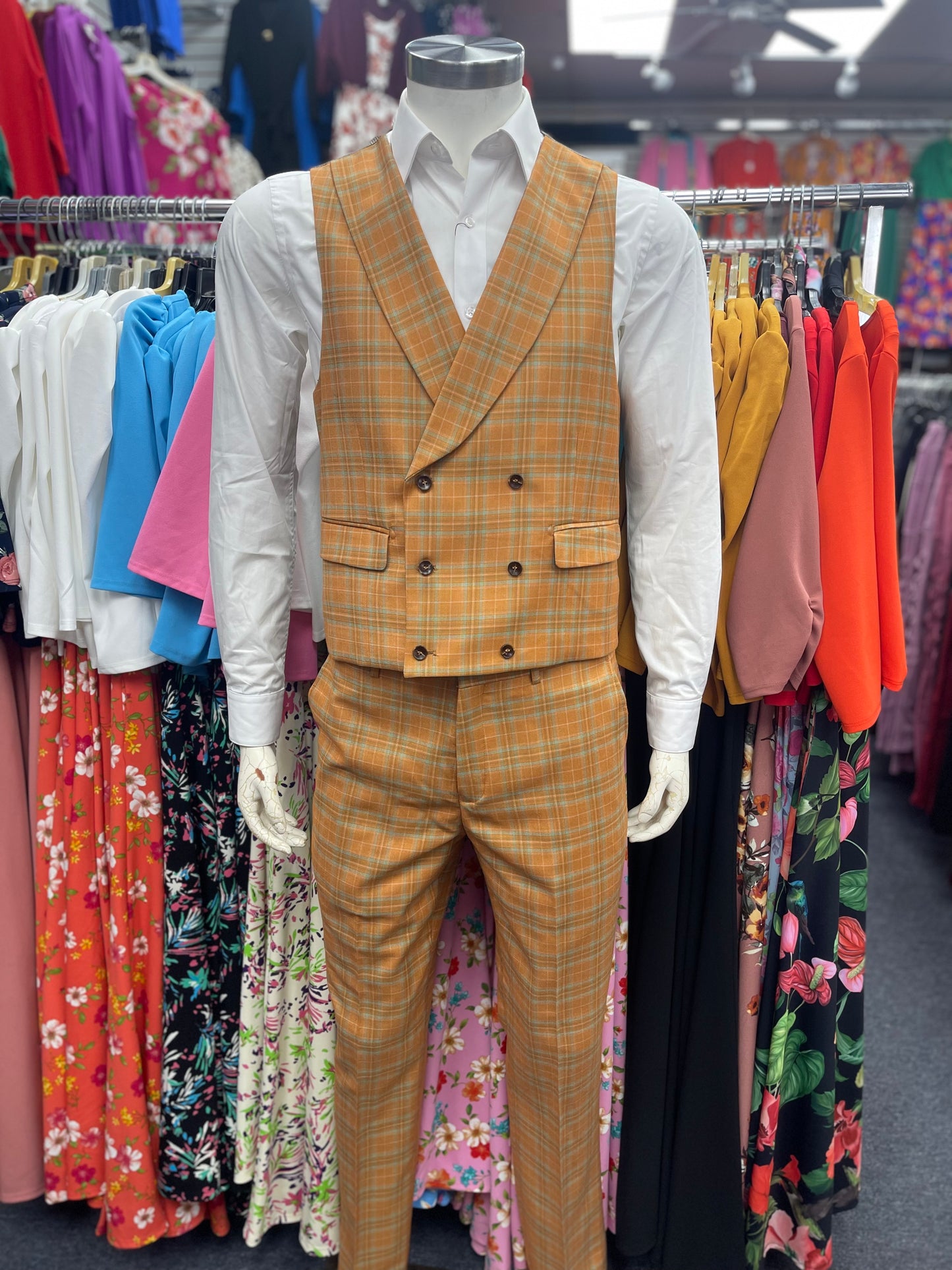 Men suit 12: Orange
