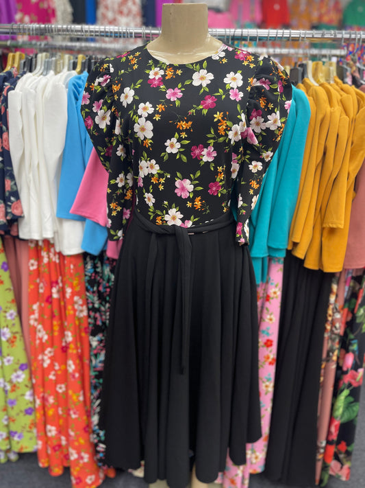 Iris Dress Black